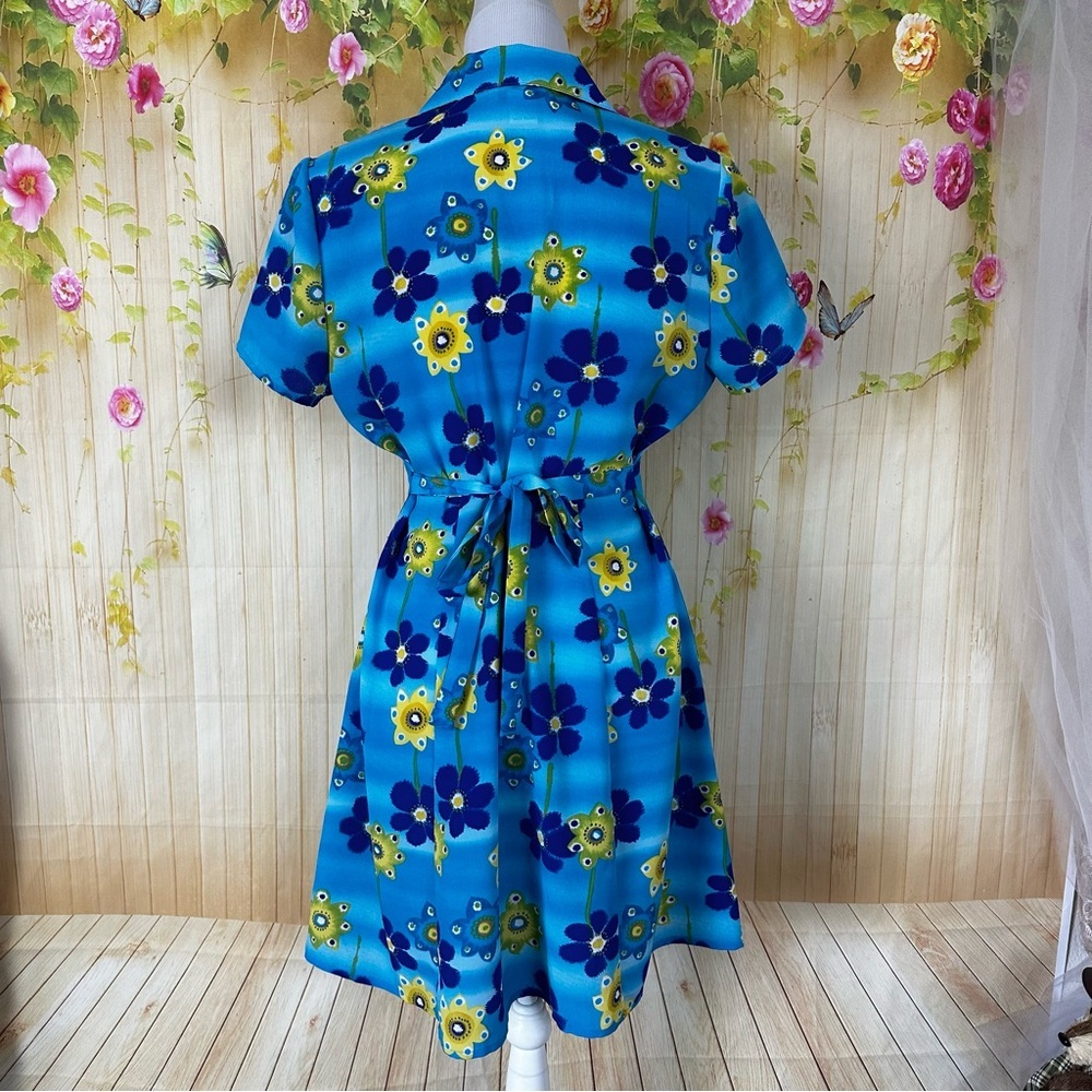 VINTAGE S. Robert’s Floral Dress - Picture 2 of 11